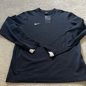 NWT- Nike Men’s Crewneck - size Medium